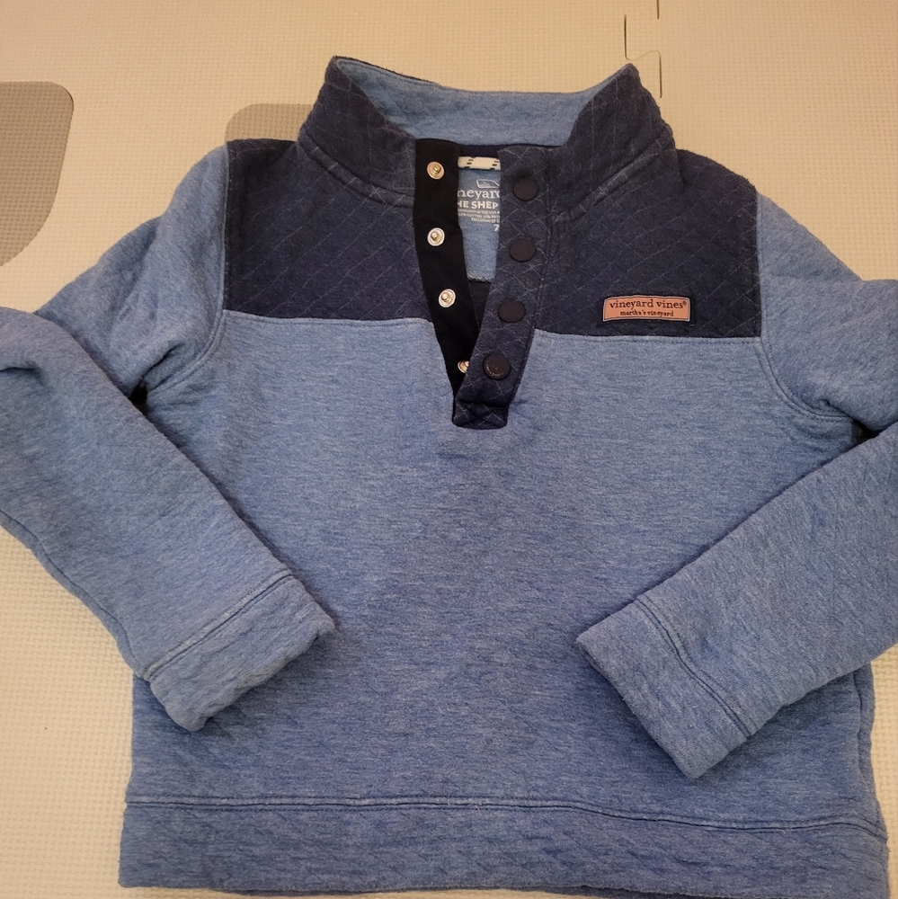 Vineyard vines size 7
